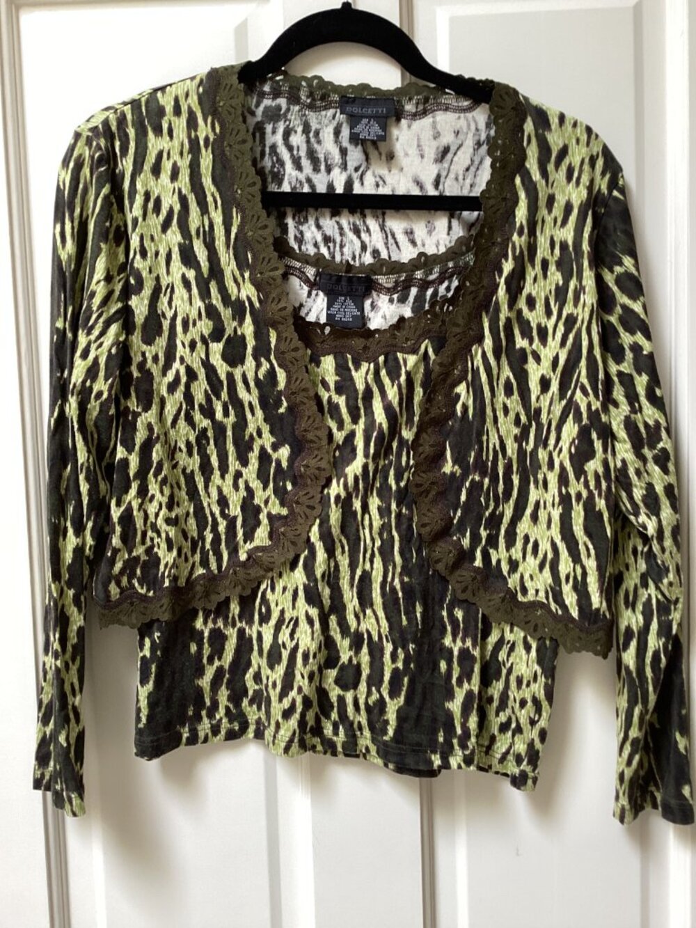 Dolcetti green and black women's silk top with matching shell/tank, size large